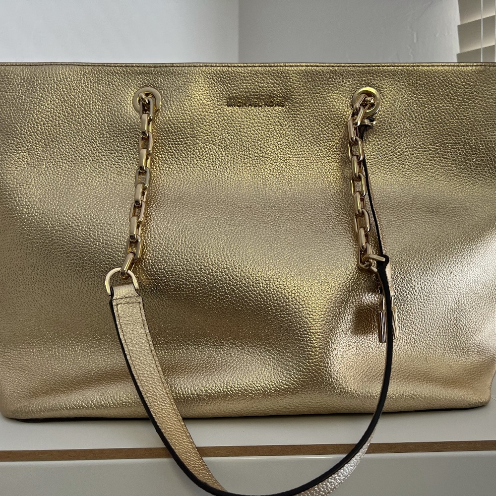 Michael Kors Gold Jet Set handbag